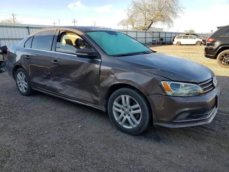 2015 VOLKSWAGEN JETTA SE  