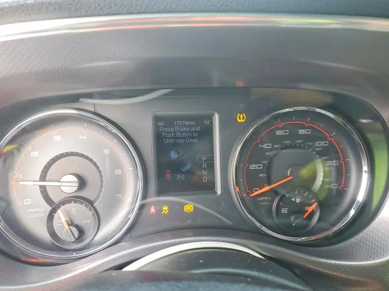 2013 DODGE CHARGER SXT  