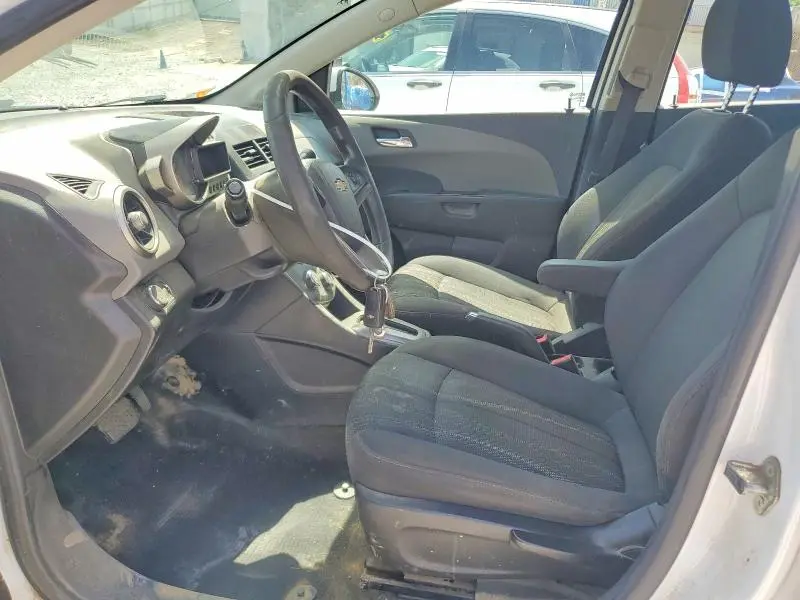 2016 CHEVROLET SONIC LT  