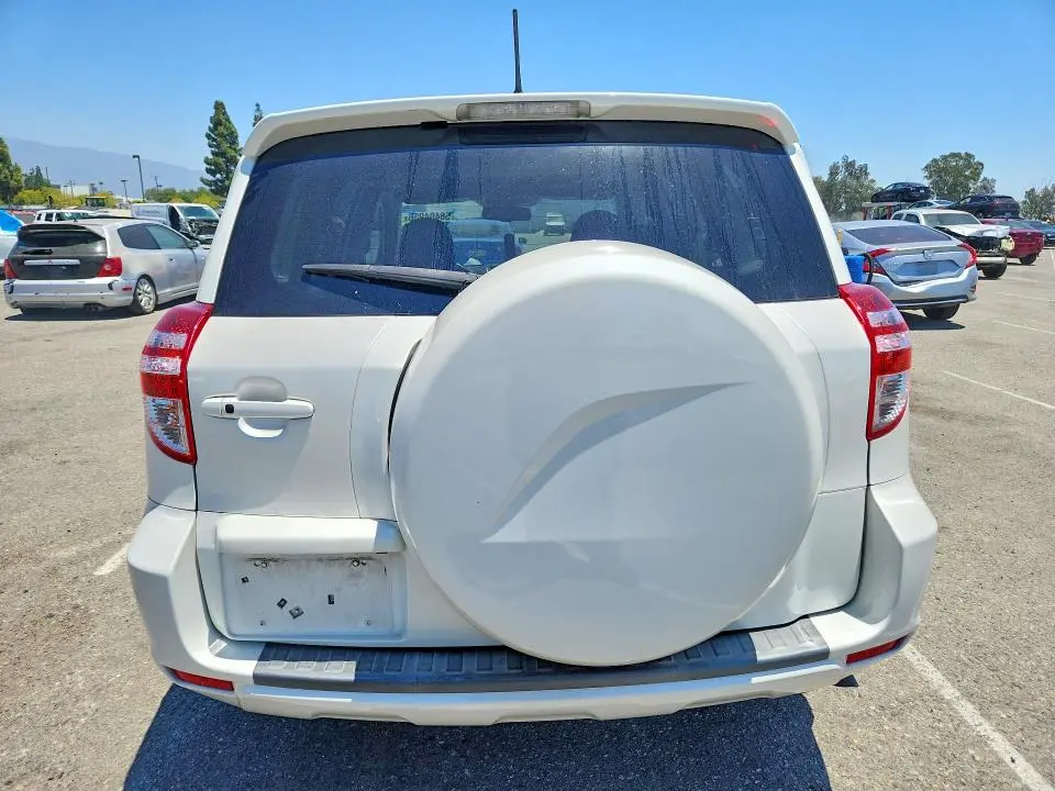 2010 TOYOTA RAV4 LIMITED  