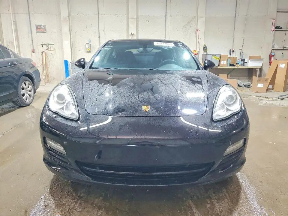 2012 PORSCHE PANAMERA 2  
