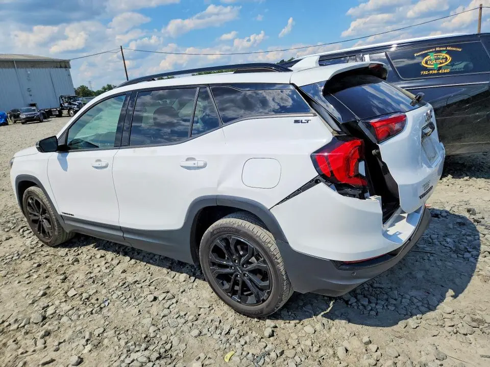 2021 GMC TERRAIN SLT  