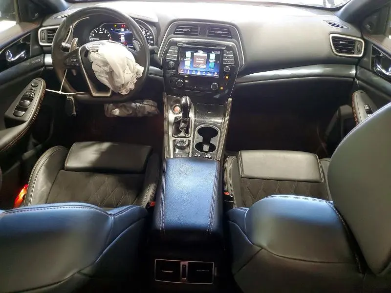 2023 NISSAN MAXIMA SR  