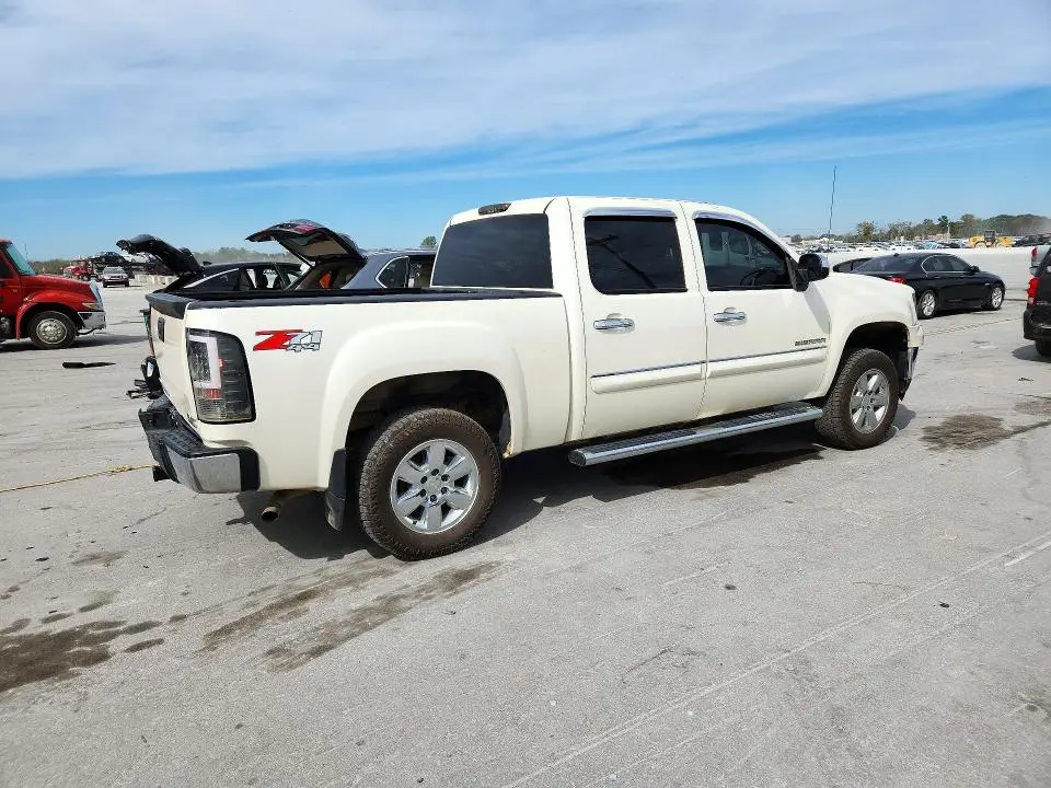 2013 GMC SIERRA K1500 SLE  