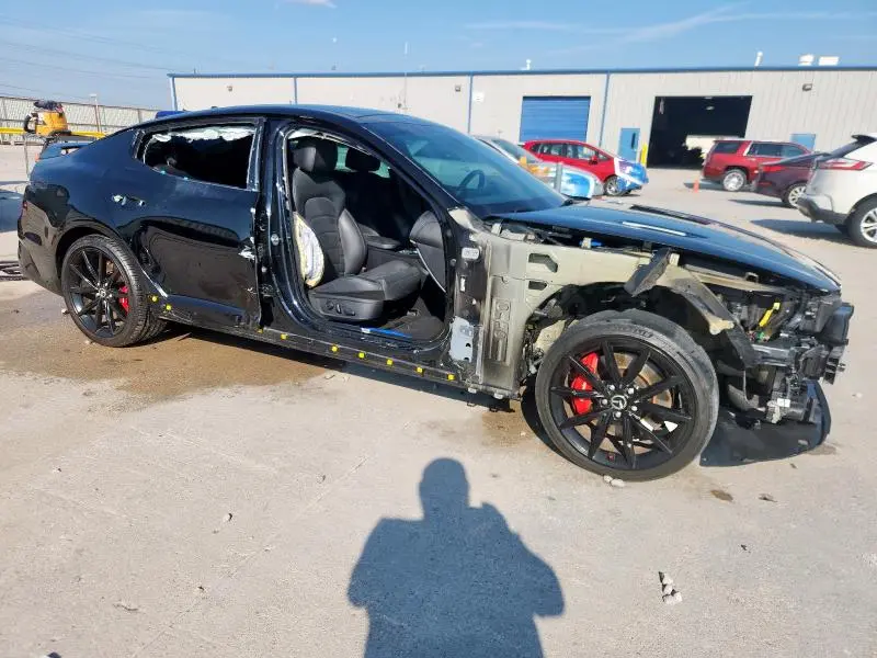 2022 KIA STINGER GT2  