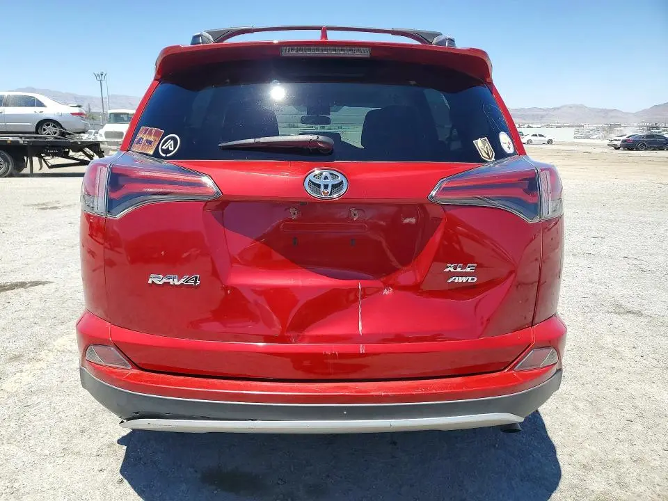 2016 TOYOTA RAV4 XLE  
