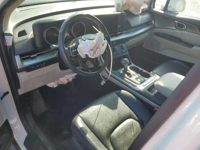 2022 KIA CARNIVAL LX  