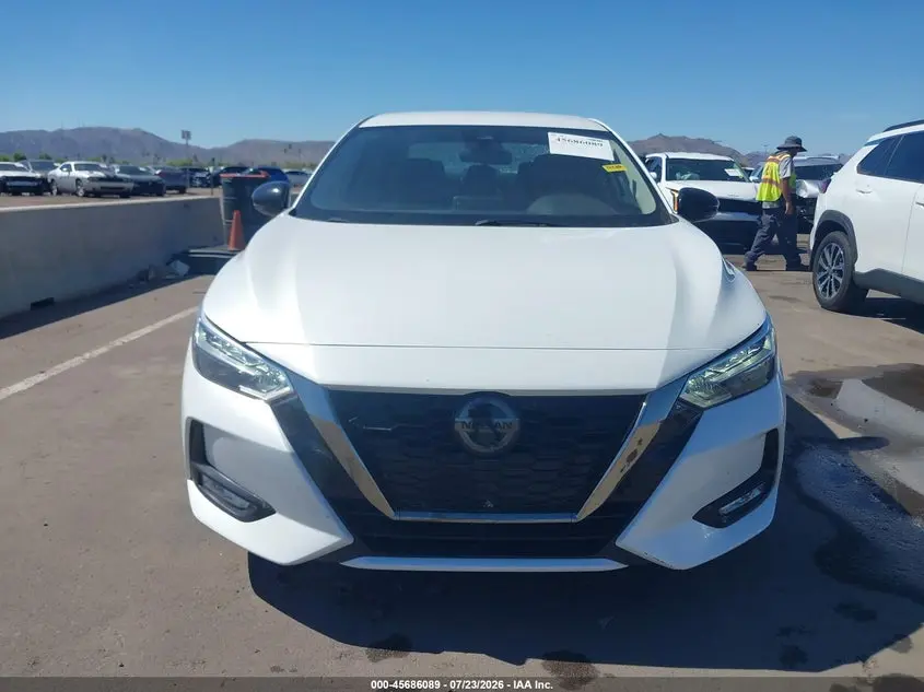 2021 NISSAN SENTRA SR XTRONIC CVT