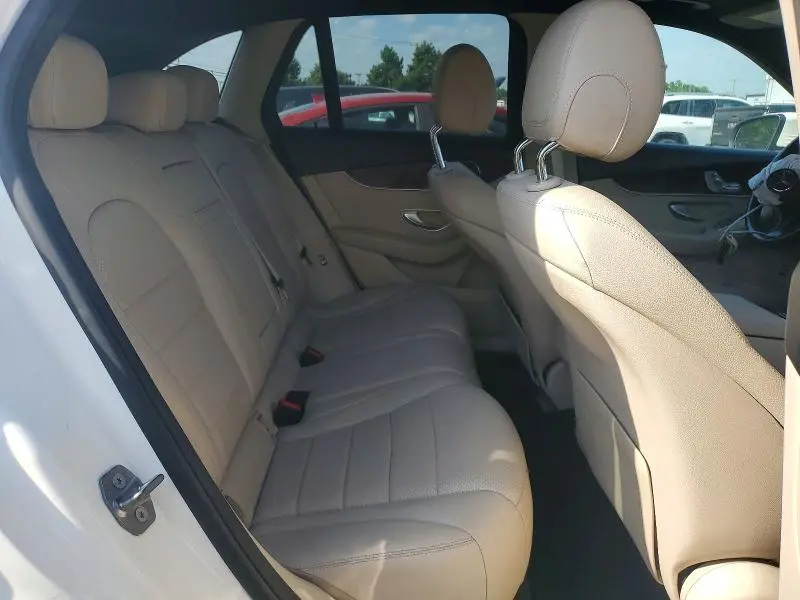 2018 MERCEDES-BENZ GLC 300 4MATIC  