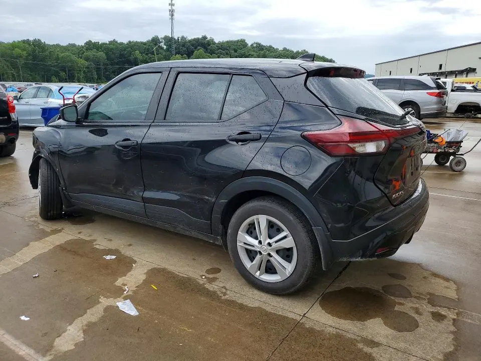 2021 NISSAN KICKS S  