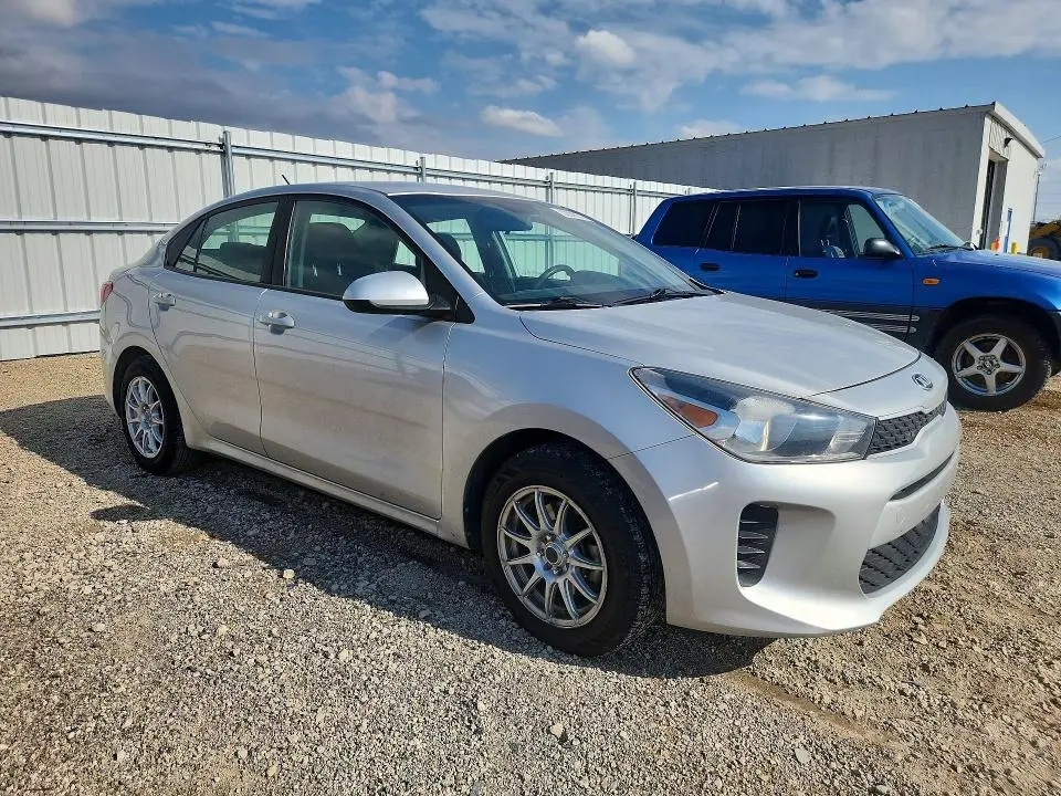 2020 KIA RIO S  
