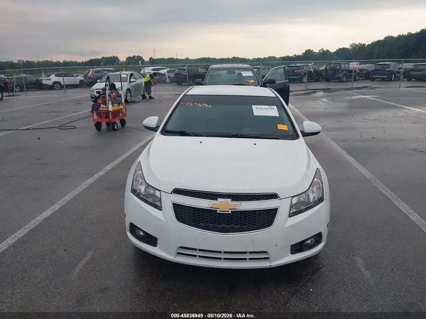2014 CHEVROLET CRUZE 1LT AUTO
