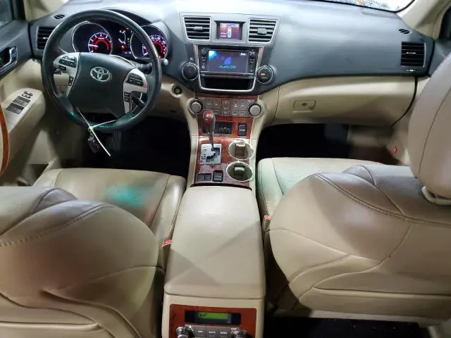 2013 TOYOTA HIGHLANDER LIMITED  