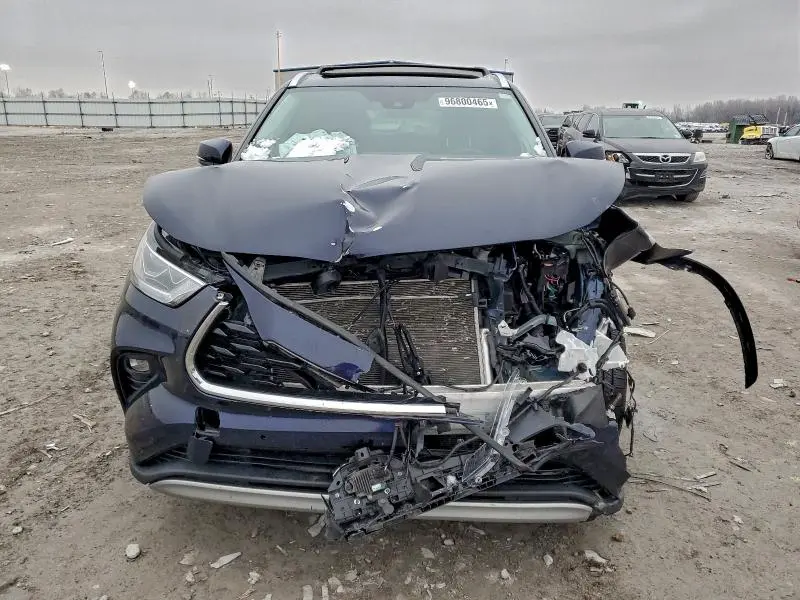 2021 TOYOTA HIGHLANDER PLATINUM  