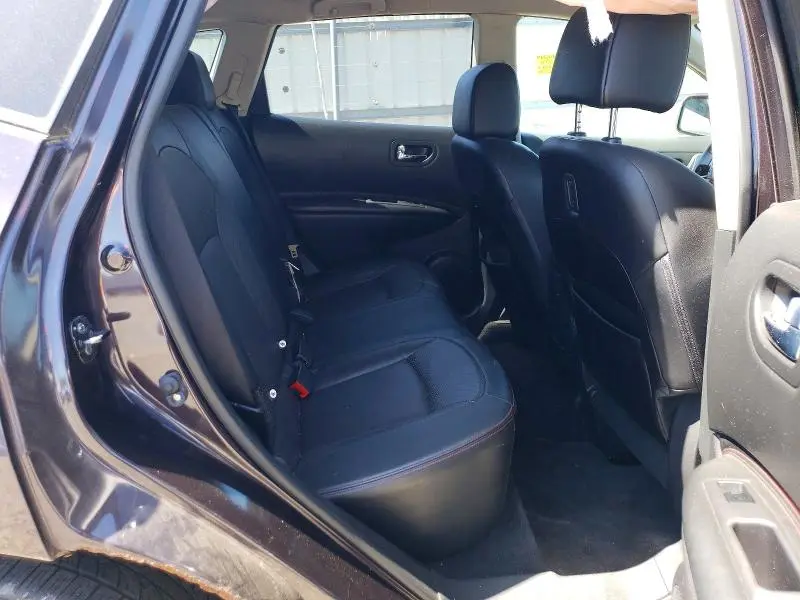 2012 NISSAN ROGUE S  