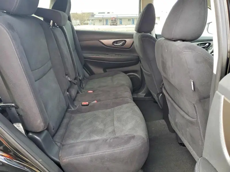 2015 NISSAN ROGUE S  