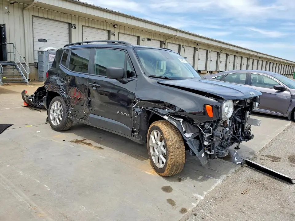 2023 JEEP RENEGADE LATITUDE  