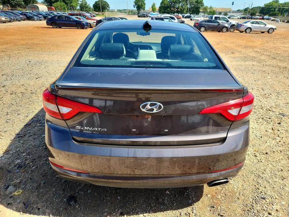 2017 HYUNDAI SONATA SE  