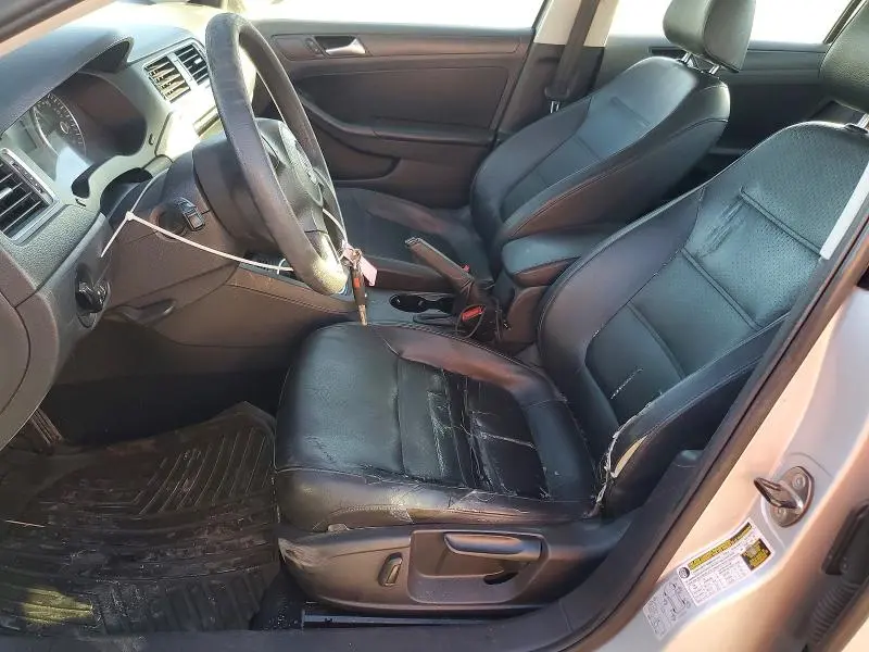 2014 VOLKSWAGEN JETTA SE  