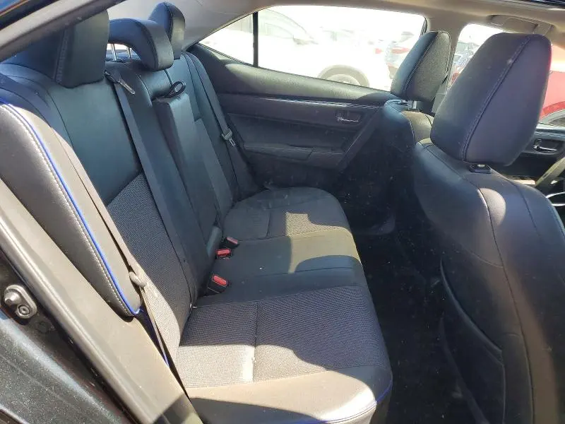 2017 TOYOTA COROLLA SE  