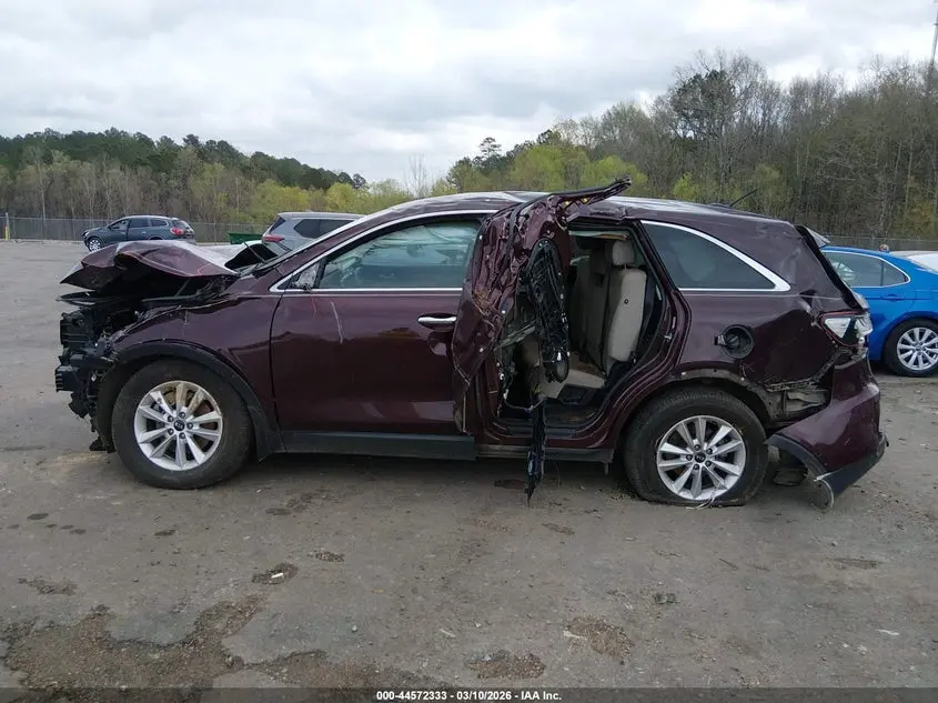 2019 KIA SORENTO 2.4L LX