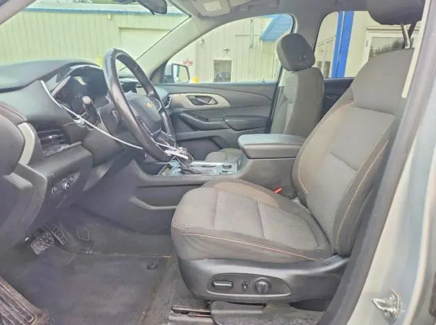 2020 CHEVROLET TRAVERSE LT  