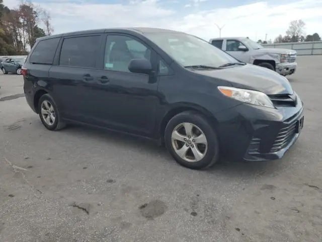 2020 TOYOTA SIENNA L  