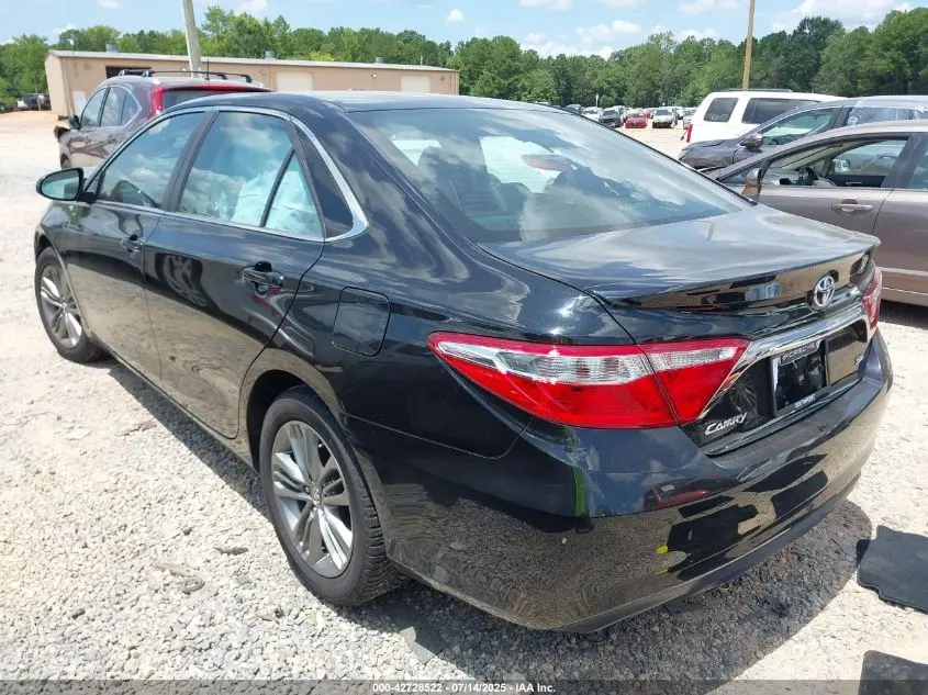 2017 TOYOTA CAMRY SE