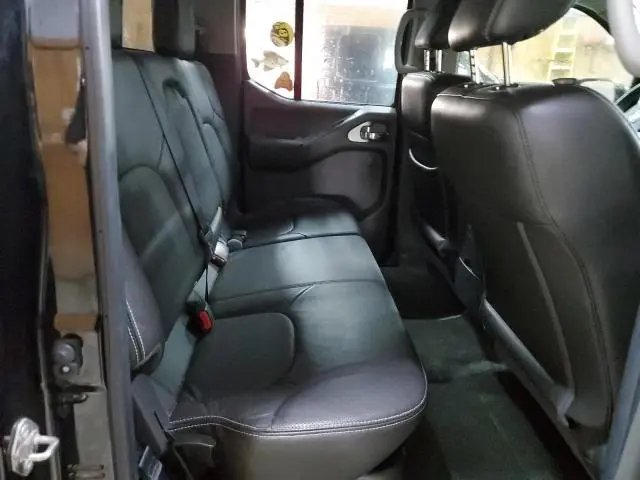2017 NISSAN FRONTIER S  