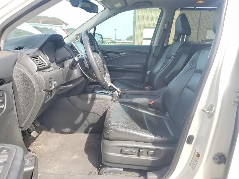 2017 HONDA PILOT ELITE  