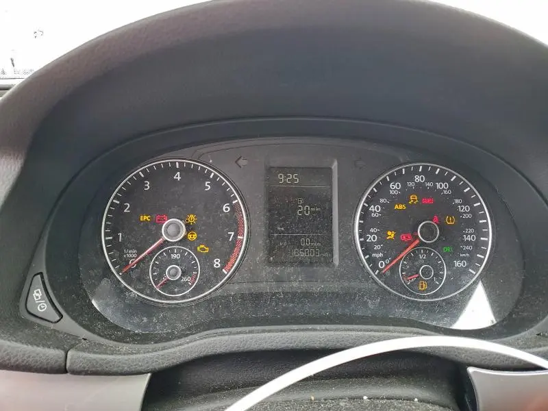 2015 VOLKSWAGEN PASSAT S  