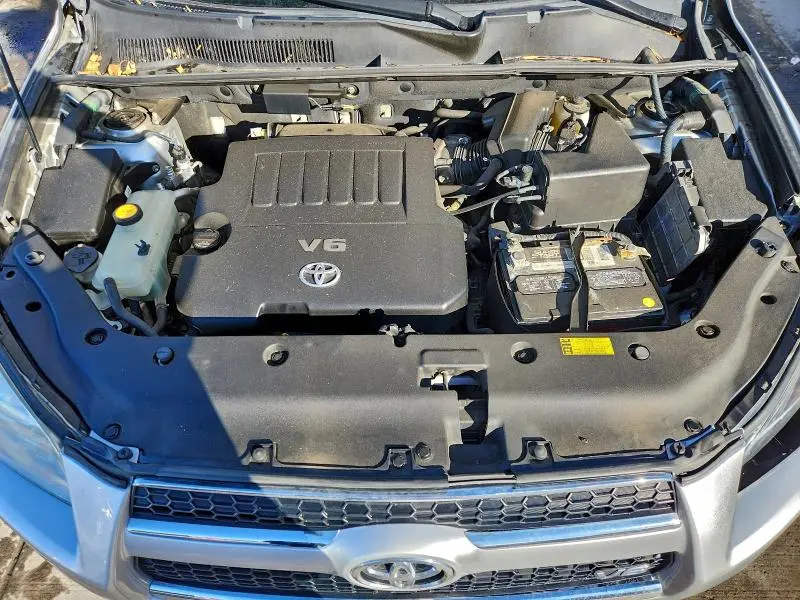 2010 TOYOTA RAV4 LIMITED  