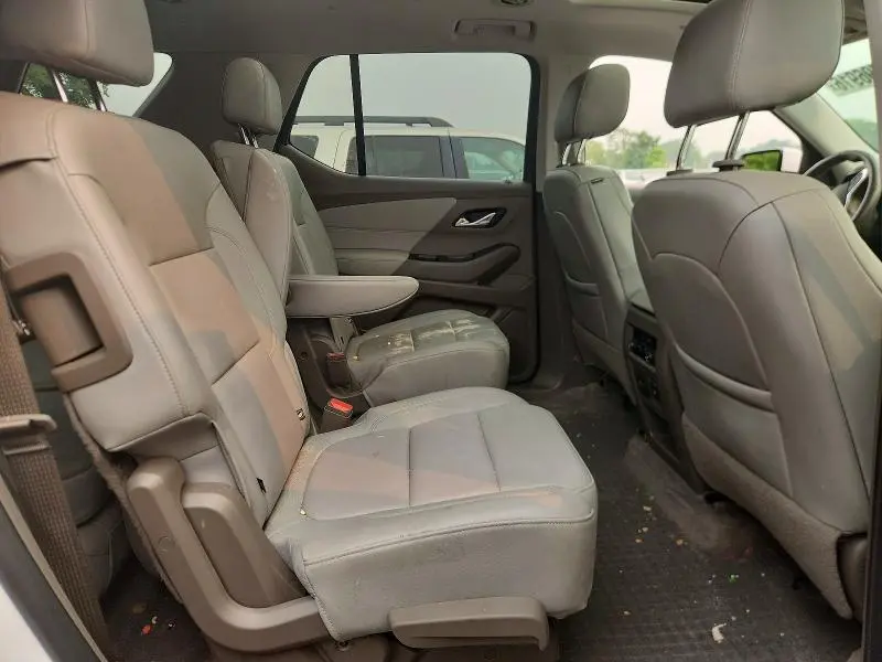 2020 CHEVROLET TRAVERSE LT  
