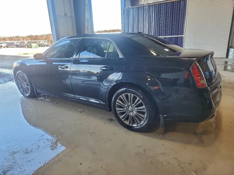 2014 CHRYSLER 300C VARVATOS  