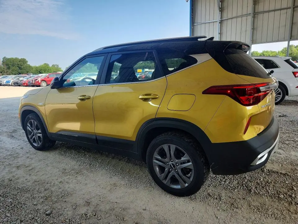 2022 KIA SELTOS S  