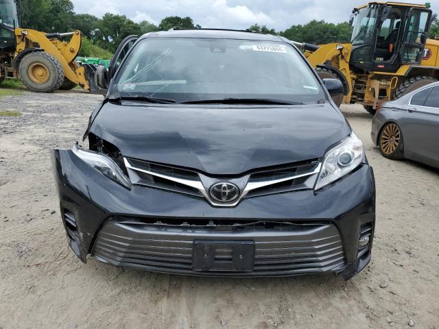 2018 TOYOTA SIENNA XLE