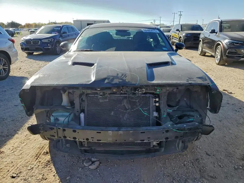 2015 DODGE CHALLENGER SXT  