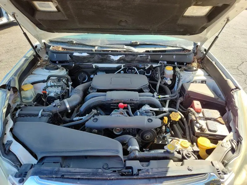 2010 SUBARU OUTBACK 2.5I  