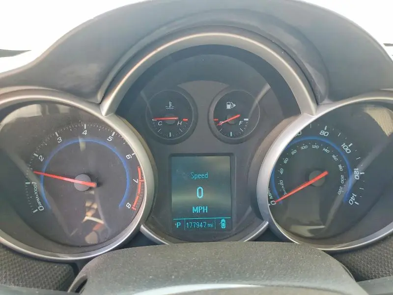 2012 CHEVROLET CRUZE LT  