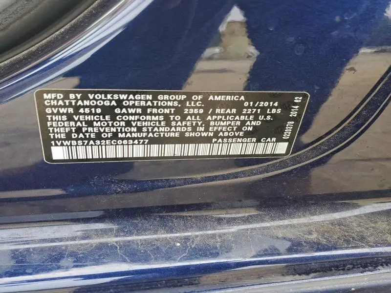 2014 VOLKSWAGEN PASSAT SE  