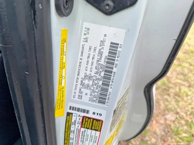 2021 TOYT TACOMA ACC WHITE