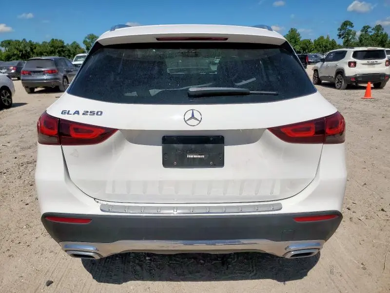 2022 MERCEDES-BENZ GLA 250  