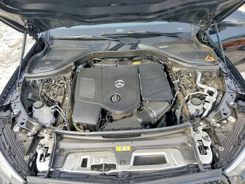 2024 MERCEDES-BENZ GLC 300  
