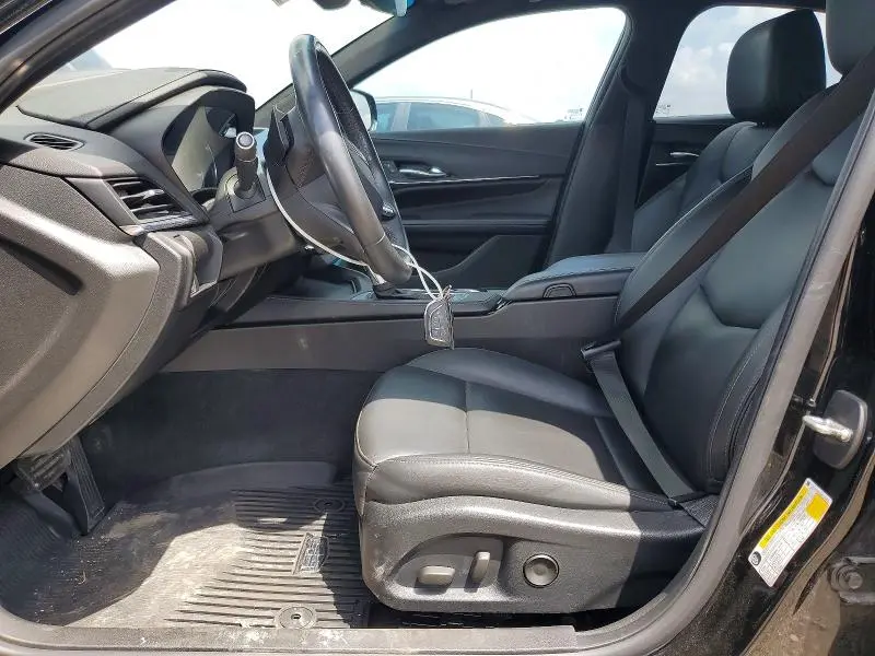 2021 CADILLAC CT4 LUXURY  