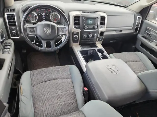 2014 RAM 1500 SLT  