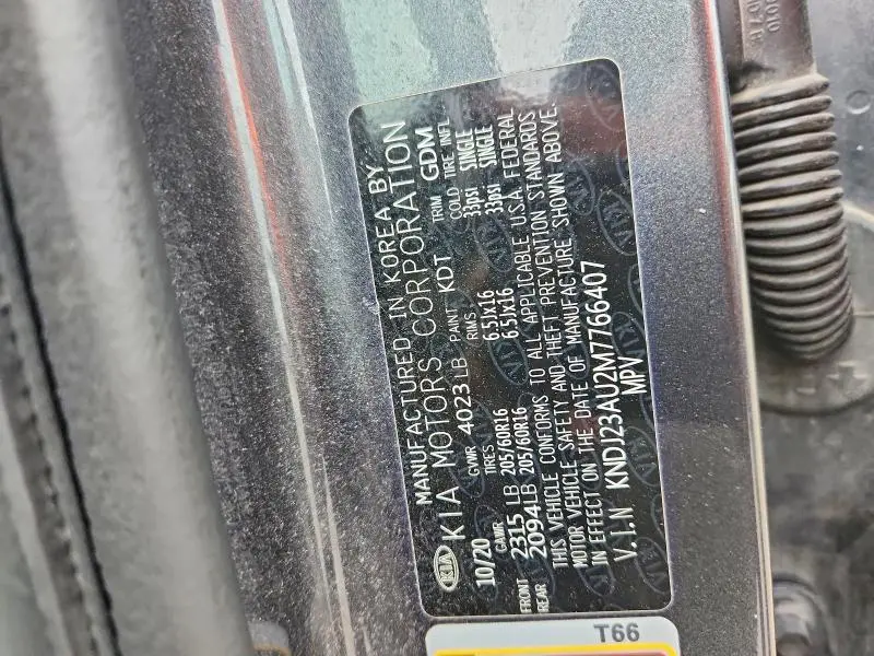 2021 KIA SOUL LX  