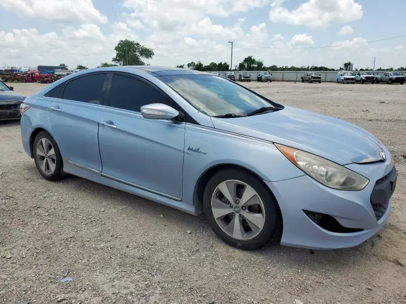 2012 HYUN SONATA   