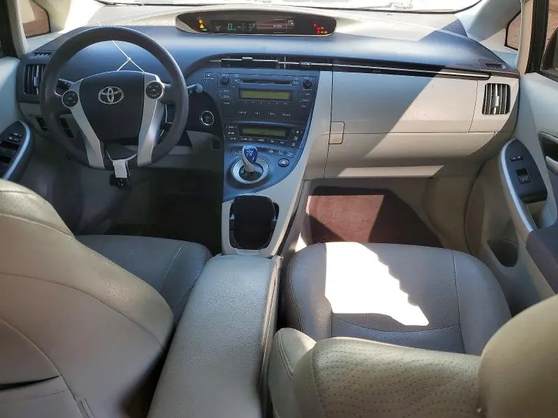 2011 TOYOTA PRIUS   
