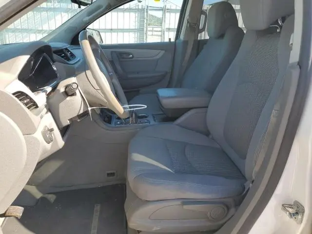 2014 CHEVROLET TRAVERSE LS  