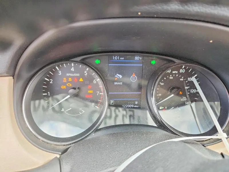 2018 NISSAN ROGUE SV  